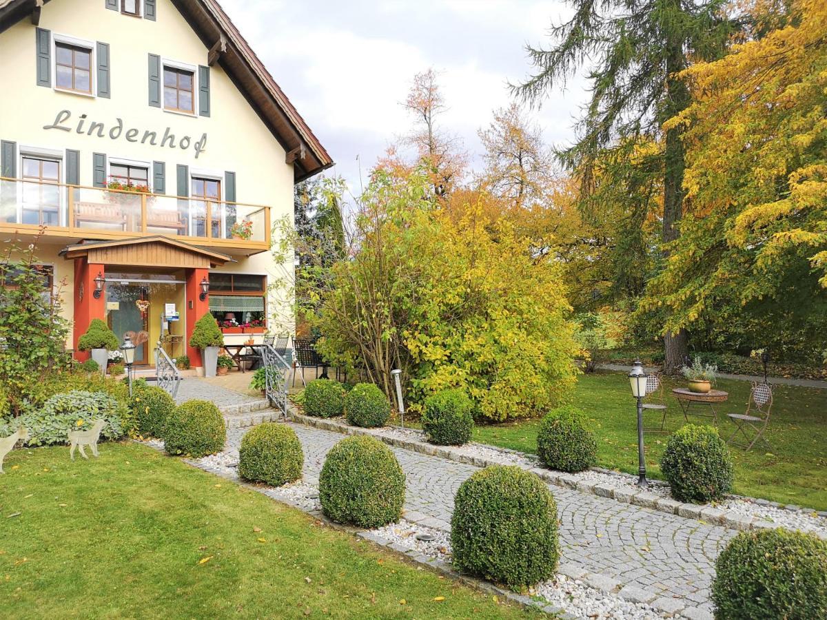 Landhotel Lindenhof Vohenstrauss Esterno foto